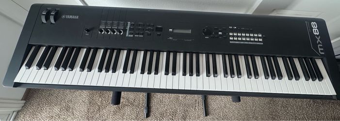 Yamaha MX88