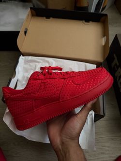 Nike Air Force 1 Low 'Valentine's Day - University Red'  size: 8.5 men's