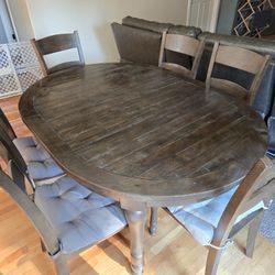 Old Cannery Table With 6 Chairs