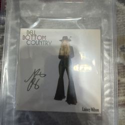 Lainey Wilson Autographed Cd Cover