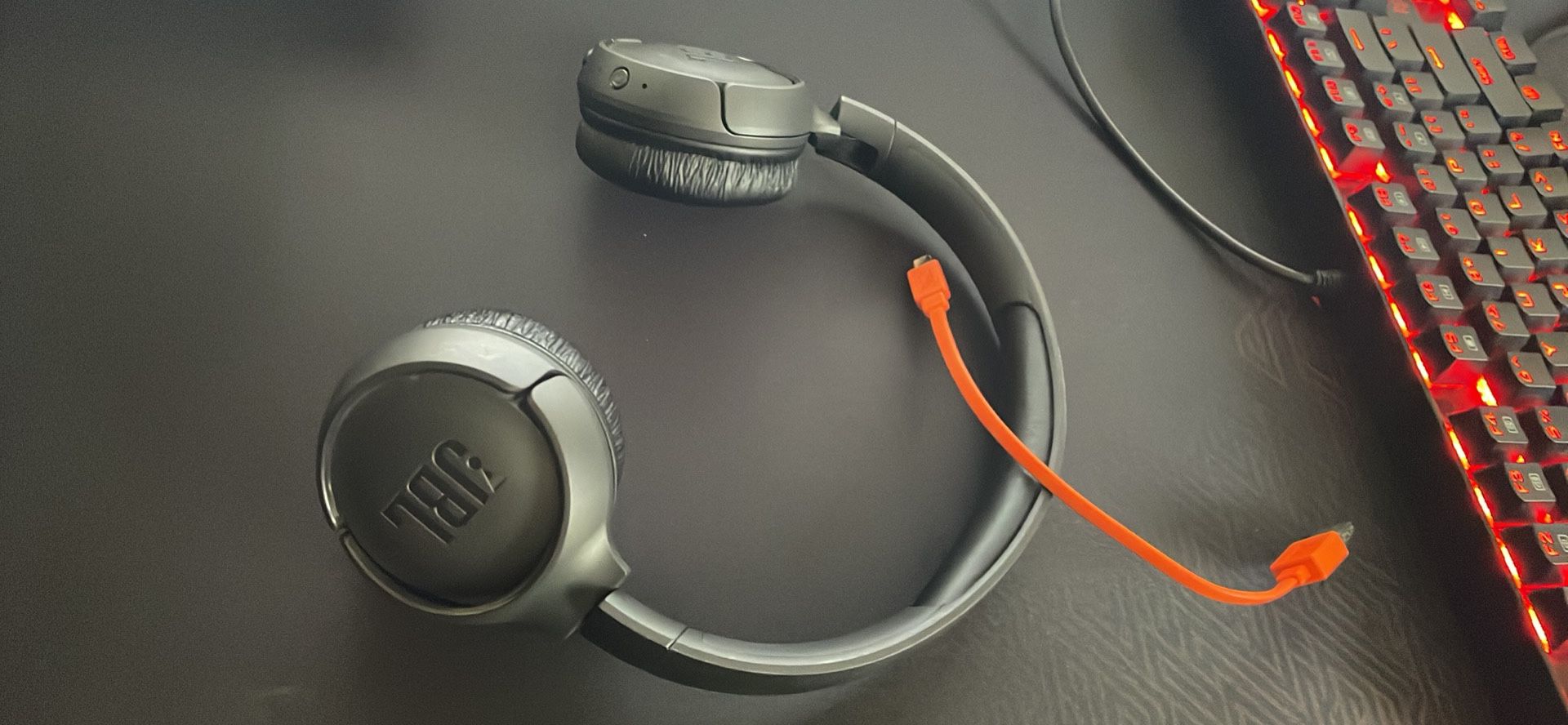 JBL Wireless HeadPhones
