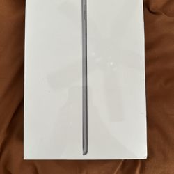 Sealed iPad (9th Generation) Wi-Fi + Cellular 64gb 