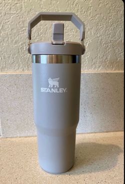 Barely Used Light Grey Stanley 30 Oz