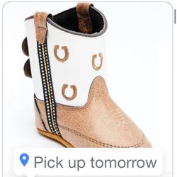 Infant size 3 boots 
