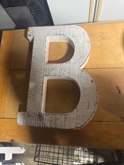 Hobby Lobby Distressed White Wooden Letter B