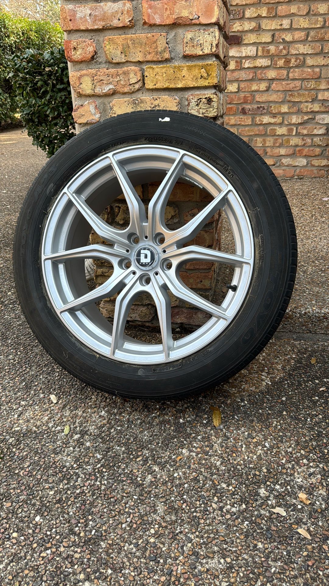 mazda cx-5 tire with rim P225/55R19