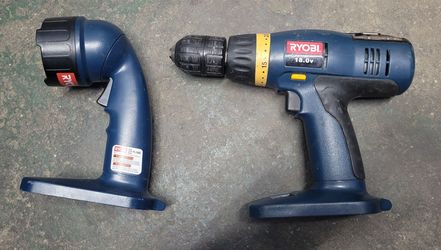 TOOLS ONLY!! Ryobi 18V Drill and Flashlight Combo