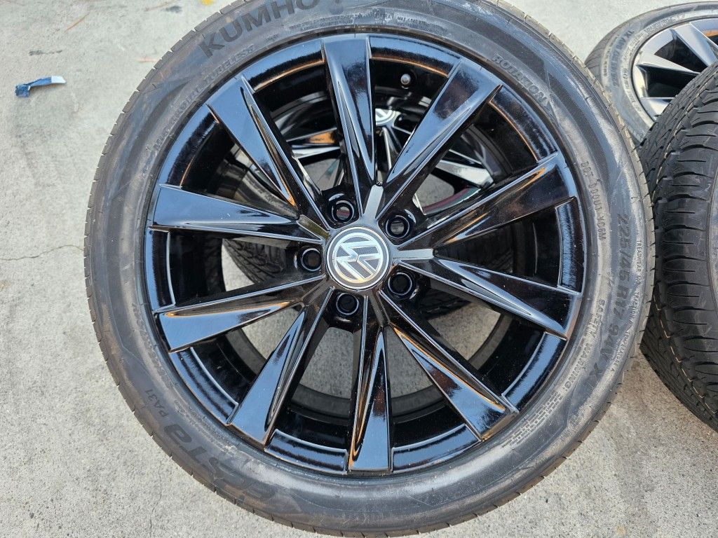 OEM 17" VW JETTA Glossy Black Wheels With New Tires 