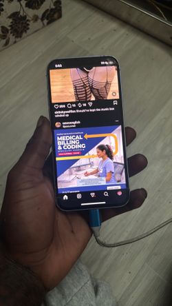 Iphone 12 cracks back glass cracked screen