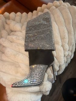 NEW Azalea Wang Black Knee-High Suede Rhinestone Stiletto Boots