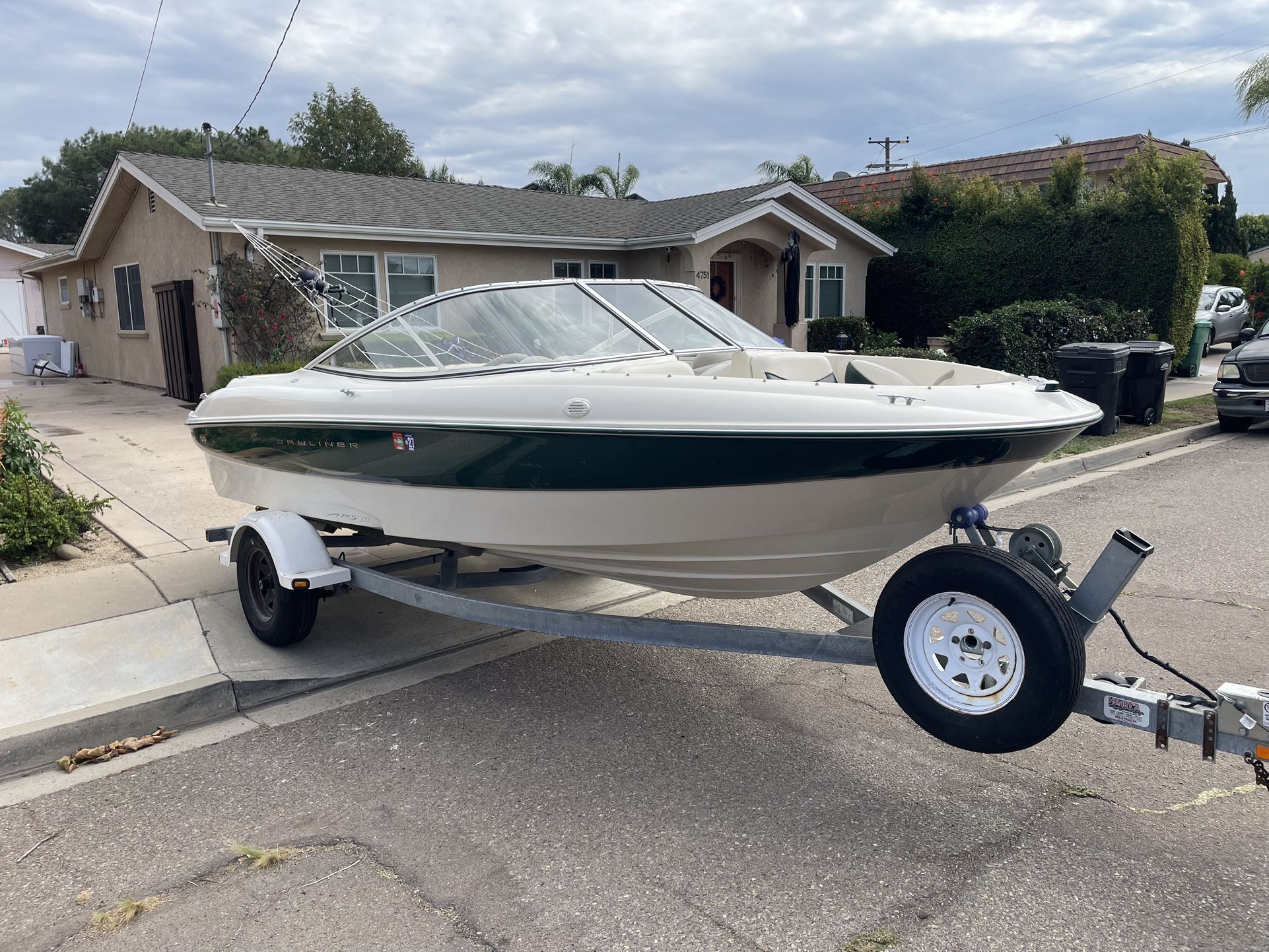 2002 Bayliner Capri 195 Bowrider