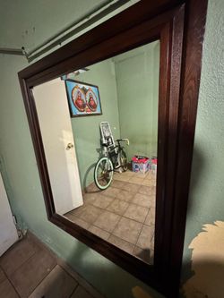 Decorative mirror