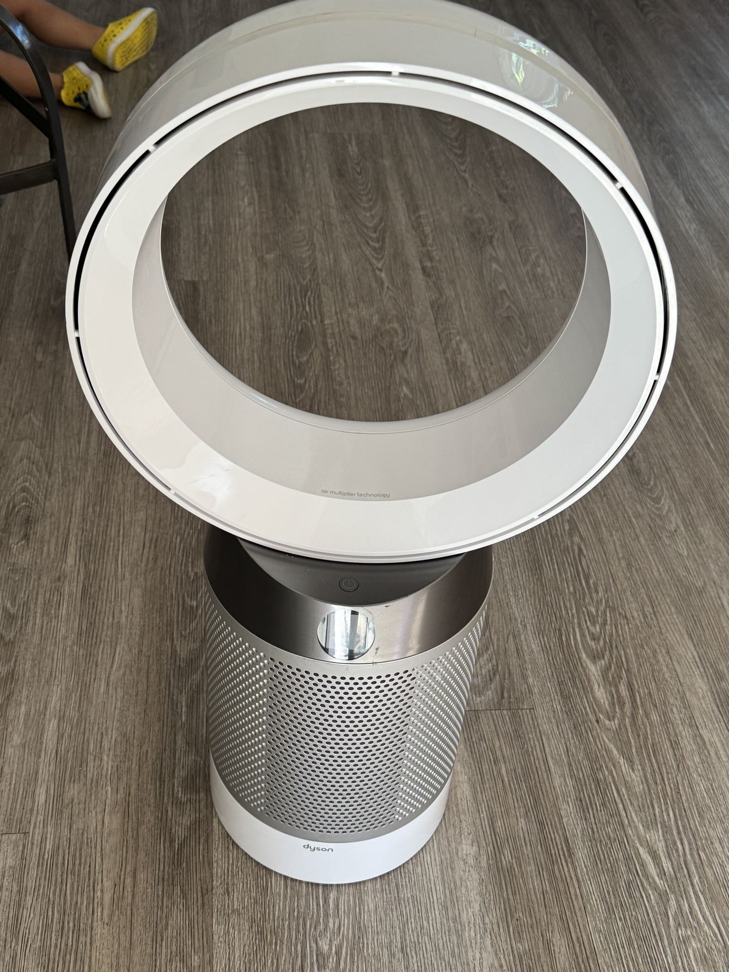 Dyson Pure Cool DP04 Air Purifier & Fan – Excellent Condition- with new additional filter replacement