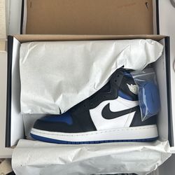 DS Jordan 1 Royal Toe Size 6.5Y