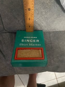 1950s Singer "Mini-Max" Skirt Marker