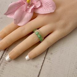 Green Floral Ring, Size 6