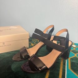 Bandolino Black strap Heels size 10M woman