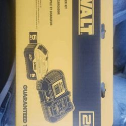 DEWALT  BATTERY 6AH AND CHARGER COMBO 