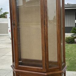 Display cabinet