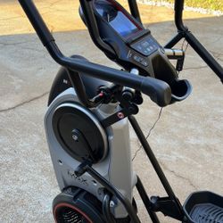 BowFlex Max Trainer M6 Elliptical
