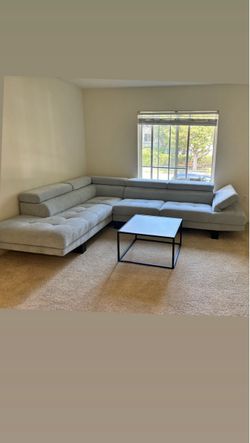 Large L-Shaped Sectional Sofa – Good Condition