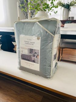 Threshold TERCEL lyocell satin weave comforter set-full/queen NEW