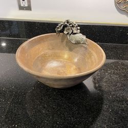 Mud Pie Handmade/Painted Wooden Bowl w/Polished Aluminum Hydrangeas 11”W 6”H 