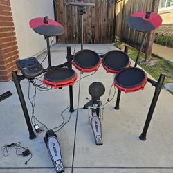 Alesis Nitro Max 8-Piece Electronic Drum Set