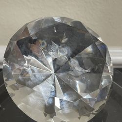 Diamond Shaped Crystal Glass Paperweight with 3D Laser Etched Flying Birds
