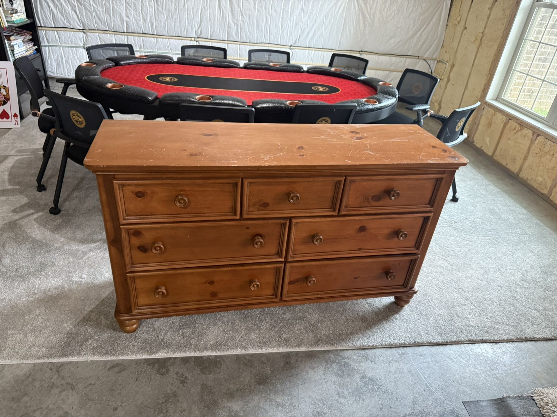 7 drawer wooded dresser
