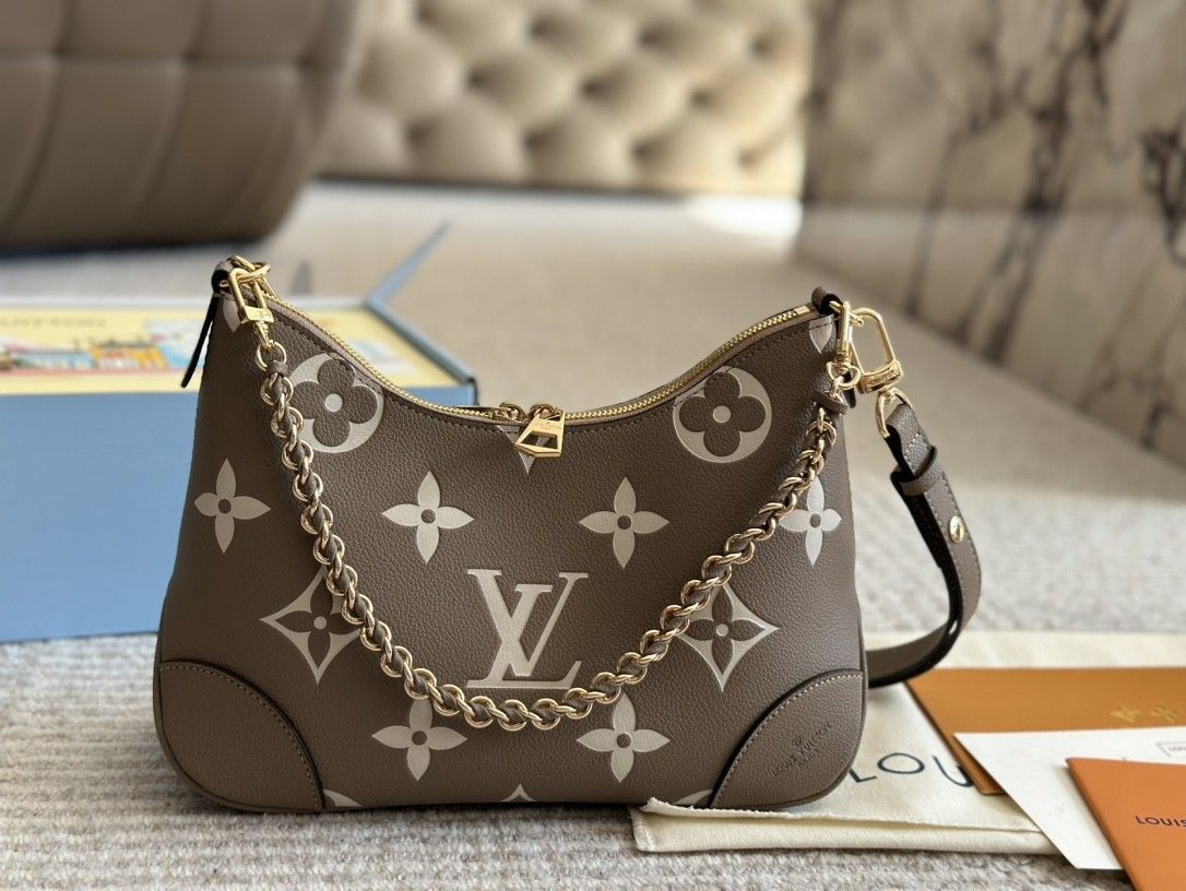 Classic Women's Underarm Bag