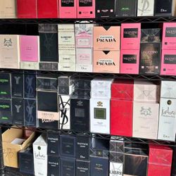 COLOGNES / PERFUMES 