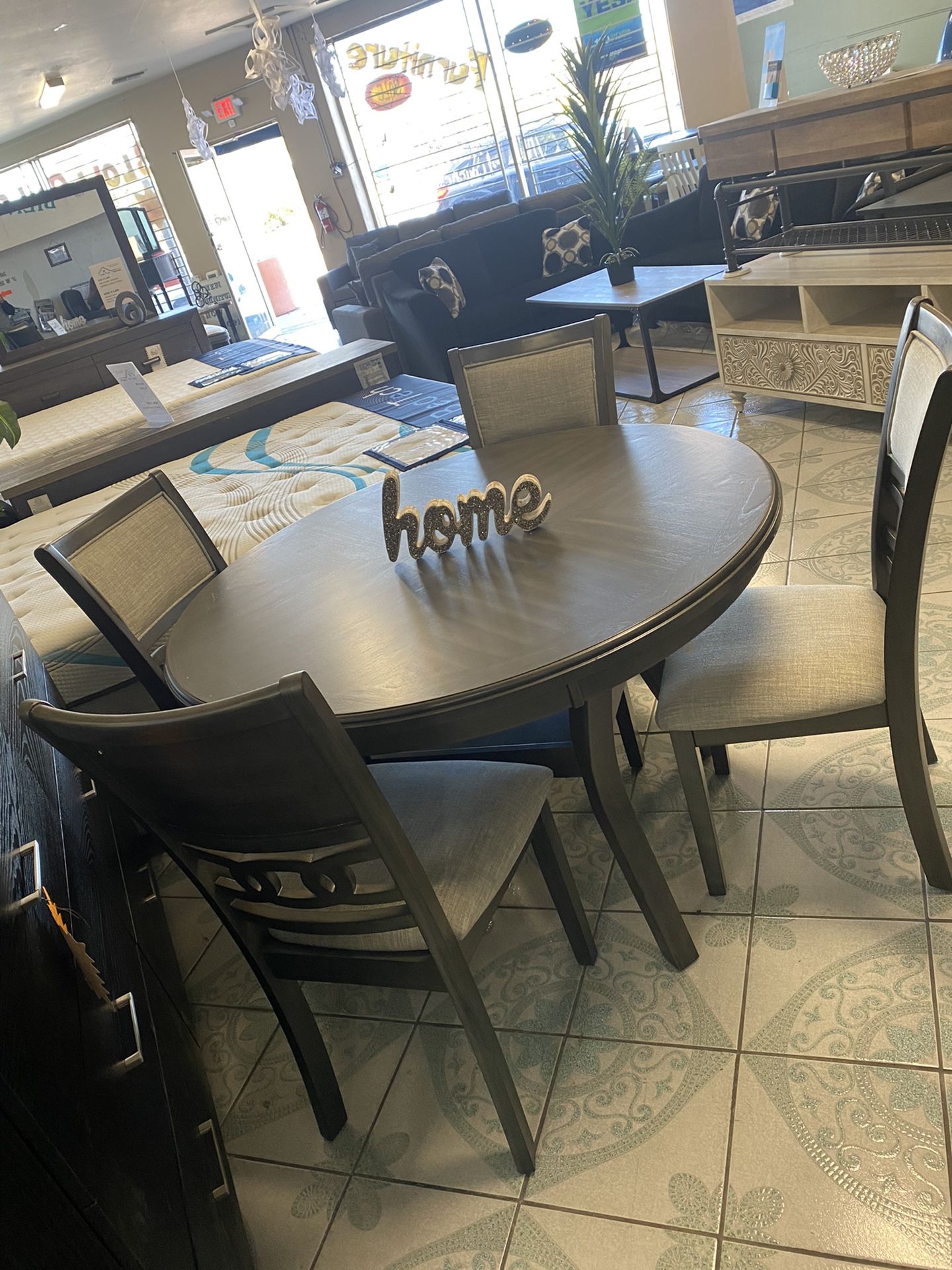 Grey Round Table Set ¡¡NEW IN STOCK!!