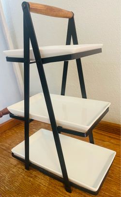 3 tier sweets / dessert stand