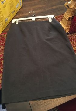 DRESS SKIRT SIZE 8