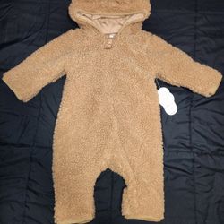 6-9 Month Fully Lined Teddy Fleece Pram
