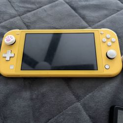 Yellow Switch Lite