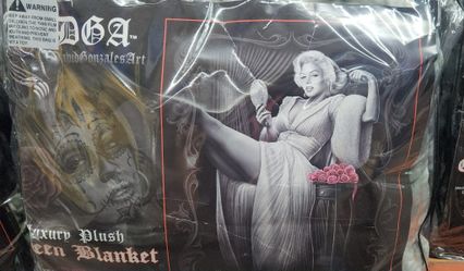 Marylin Manroe queen Blankets $60each