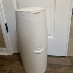 Diaper Genie 