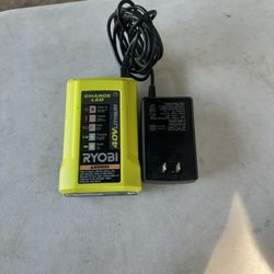 Charger Ryobi 40v