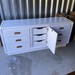 White 9 Drawer  1 Door Dresser