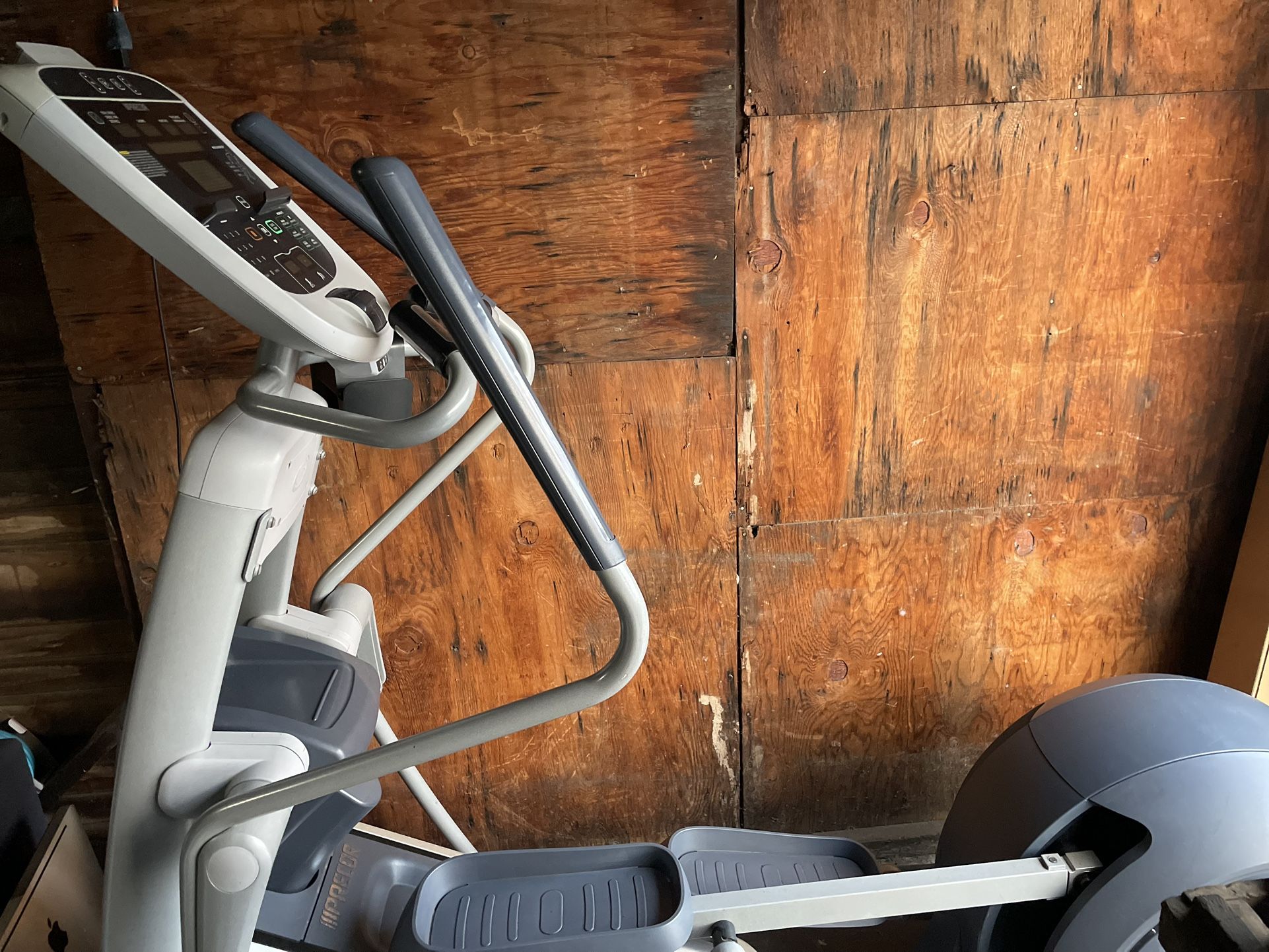 PRECOR Elliptical EFX (USED)