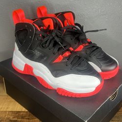 Jordan Jumpman Two Trey (GS)/ Black-White-Infrared / Size: 6Y / 7.5W / Worn Once