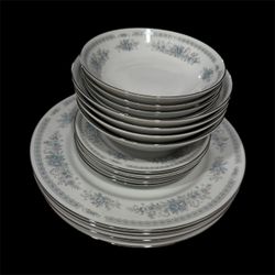 16 Piece "Christine” Porcelain Dinnerware Set