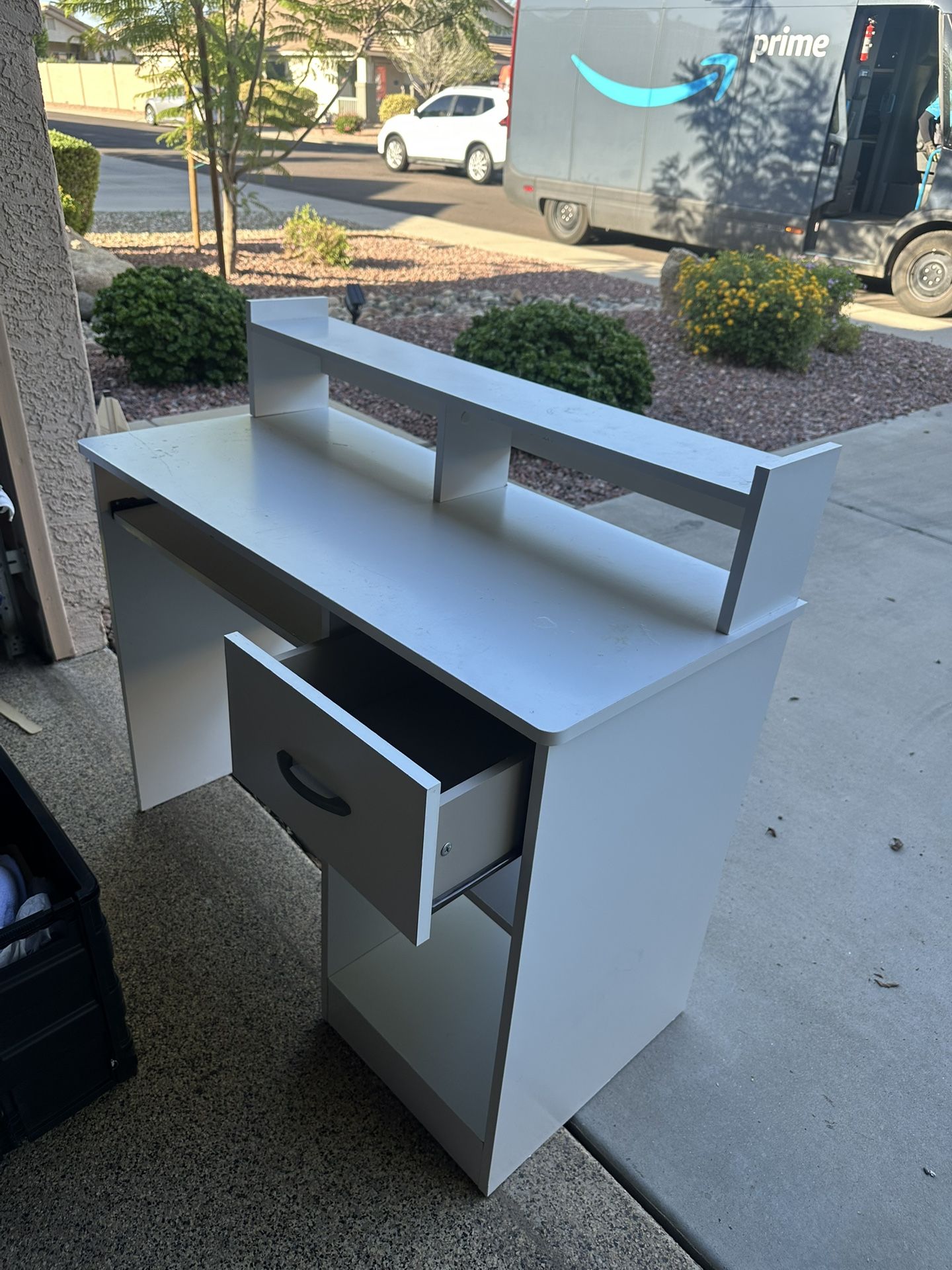 White Desk