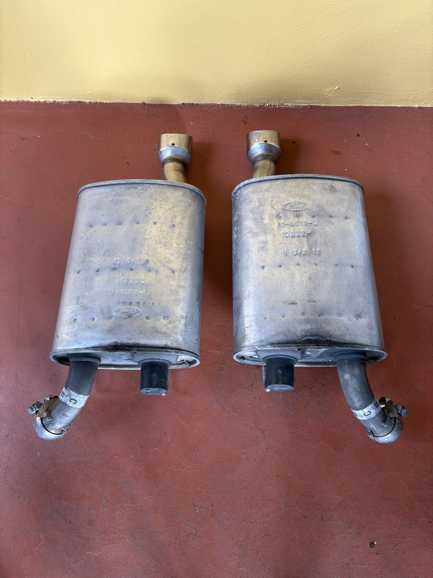 2013 Ford Mustang Left and Right Mufflers