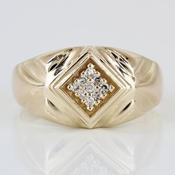 Vintage 14K Yellow Gold Diamond Wedding Band Ring