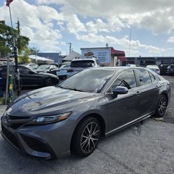 Toyota Camry SE NightShade 