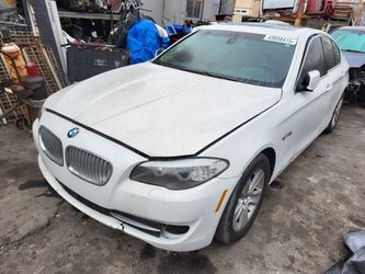 2011 BMW 528i Parts Out 