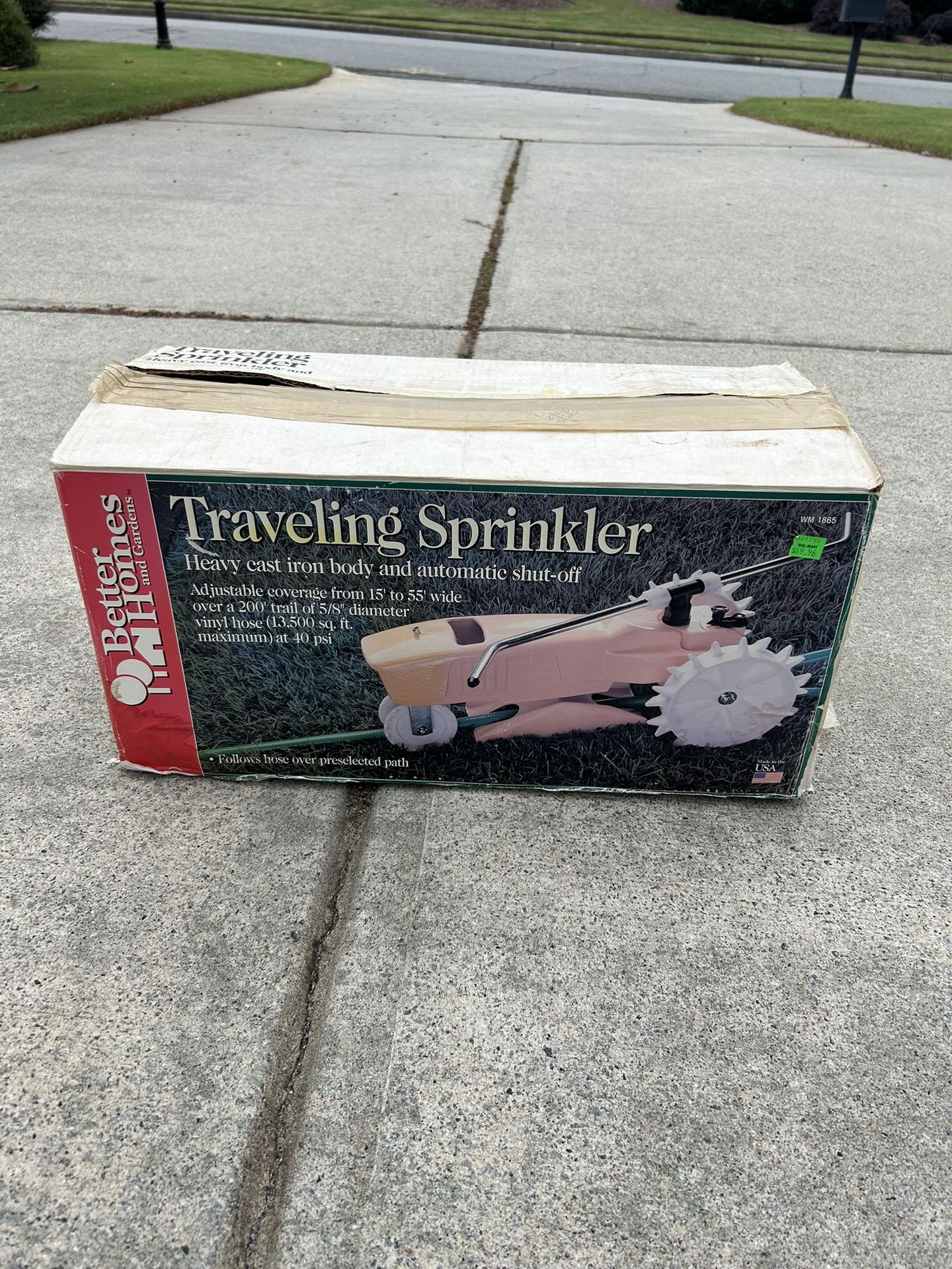 Traveling sprinkler